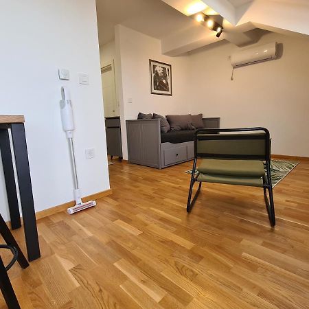 New Now Living Apartment โนวีซาด ภายนอก รูปภาพ