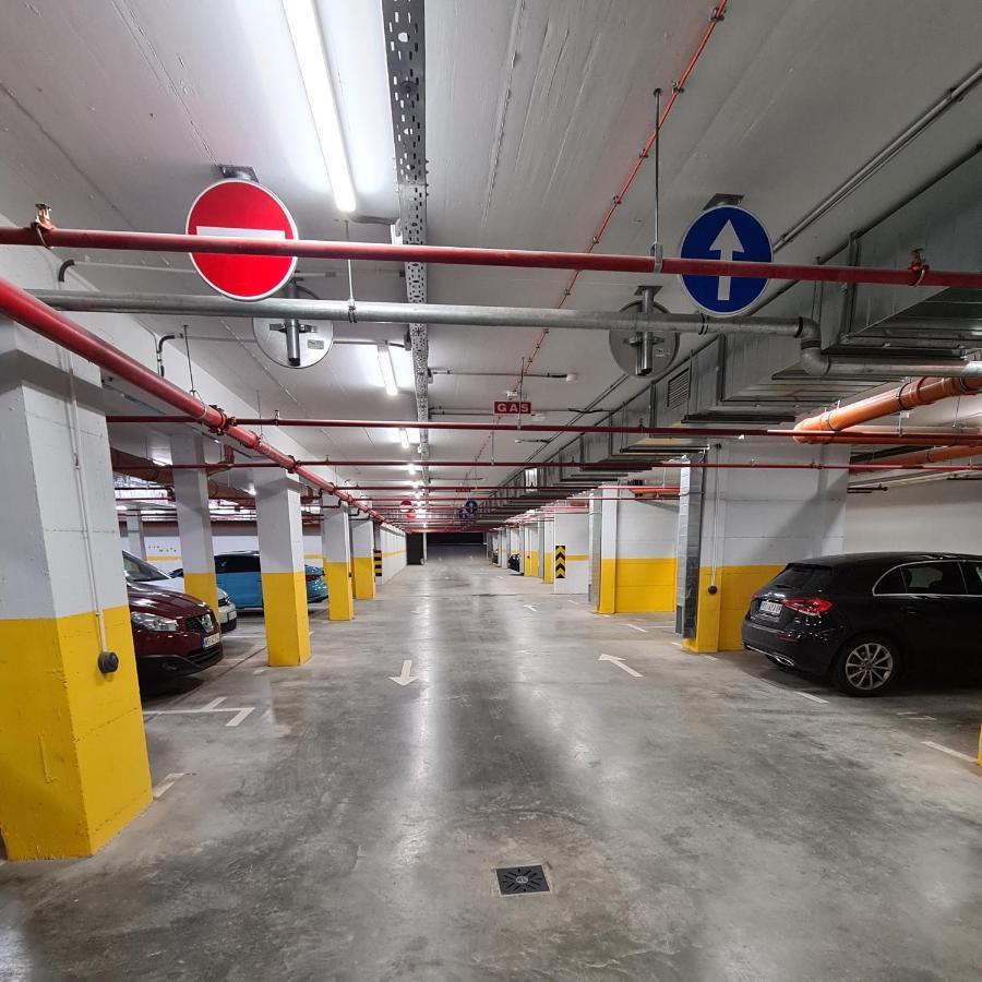 New Now Living Apartment โนวีซาด ภายนอก รูปภาพ